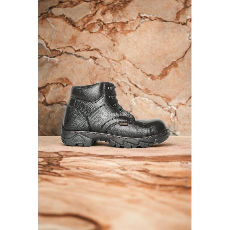 Supplier Safety Shoes Kulit - Banda Aceh