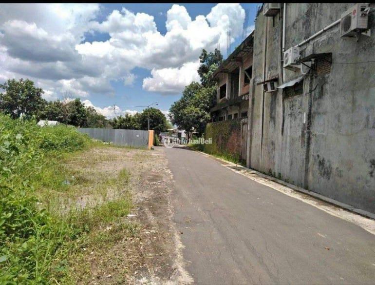 Dijual Tanah, Luas 150m2, SHM, Hadap Utara, dekat Jalan Raya, Singopuran, Kartasura - Sukoharjo