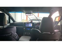 Mobil Toyota Alphard Tahun 2020 Bekas - Palu 