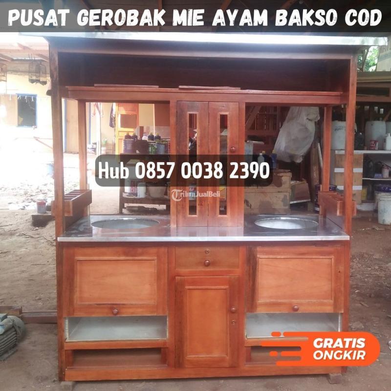 Gerobak Mie Ayam dan Bakso Kayu Jati - Surabaya