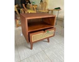 Produsen Nakas Jati, Bedside Jati Kombinasi Rotan, Meja Lampu Jati, Meja Laci Jati Furniture - Jepara