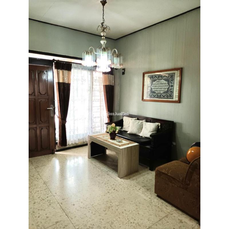 Dijual Rumah 2 Lantai Siap Huni 3KT 2KM SHM - Malang Kota