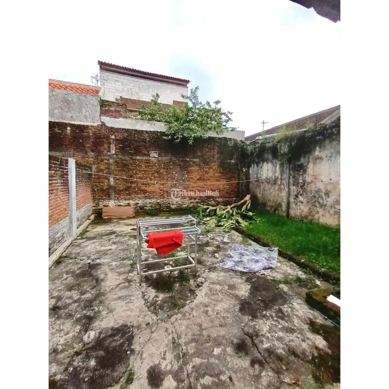 Dijual Rumah 2 Lantai Siap Huni 3KT 2KM SHM - Malang Kota