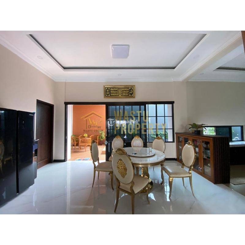 Dijual Rumah Besar 2 Lantai Area Stadion Maguwoharjo - Sleman