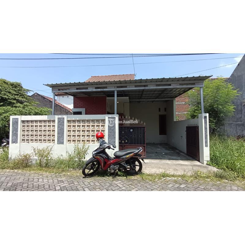 Disewakan Kontrakan Rumah Luas 82 m2 Hook Gentan dekat Mall Luwes - Solo