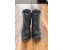 Safety Shoes Kebomas - Gresik