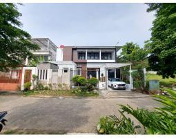 Dijual Rumah 2 Lantai, LT. 375m2, LB. 200m2, SHM, Furnish dan Kolam Renang, di Sentul City, hadap 2 Muka, View Pegunungan - Bogor