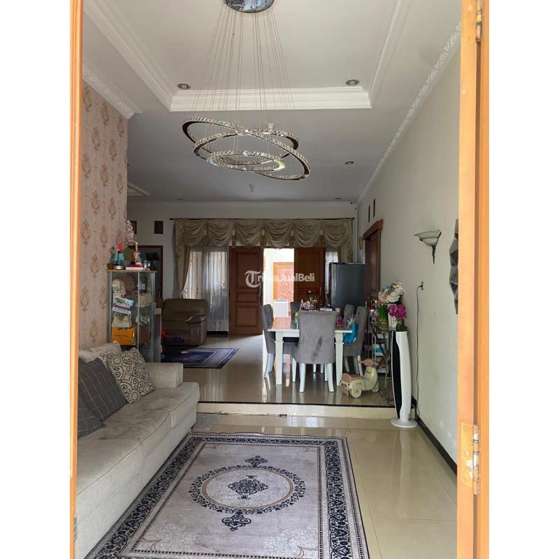 Dijual Rumah Classic Modern Siap Huni 2 Lantai Araya Golf - Malang Kota