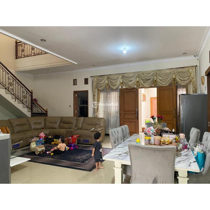 Dijual Rumah Classic Modern Siap Huni 2 Lantai Araya Golf - Malang Kota