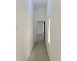 Dijual Gudang, Luas Bangunan 150m2, SHM, Lokasi Bebas Banjir, Komplek Pergudangan, di Teluknaga - Tangerang