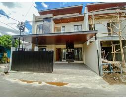 Dijual Rumah Strategis 3 Kamar Tidur 5 Menit Ke Ringroad Barat - Sleman