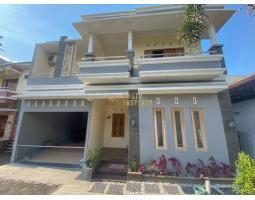 Dijual Rumah 2 Lantai, Lt. 150m2, Lb. 200m2, Shm, Termurah, 2 Menit Gereja Katolik Bunda Maria Maguwoharjo, Sleman - Yogyakarta