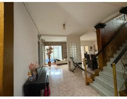 Dijual Rumah dengan Kolam Renang SHM Cash Only di Belimbing, Jagakarsa - Jakarta Selatan 