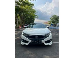 Mobil Honda Civic Turbo ES 2016 Bekas - Yogyakarta 