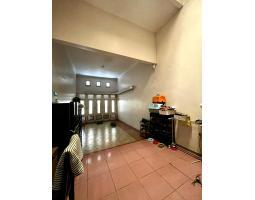 Dijual Rumah Mewah di Permata Jingga Suhat Tipe 200 3KT 2KM SHM - Malang 