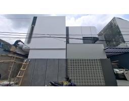 Dijual Kost Exclusive 2 Lantai, 10 Kamar, Bangunan Baru Tahun 2025, Full Furnished, Dekat Kampus UPN, Sleman - Yogyakarta