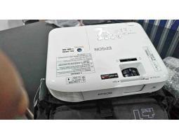 Rental Proyektor, dengan Paket Layar - Pekanbaru 