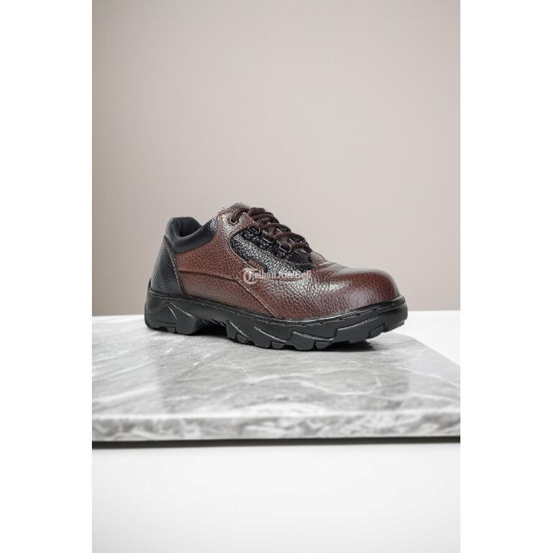 Safety Shoes Kualitas Terbaik - Balikpapan