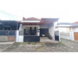Dijual Rumah Dekat Kampus UPN di Maguwoharjo Tipe 90 3KT 2KM - Sleman 