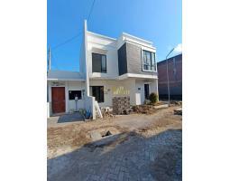 Dijual Rumah 2 Lantai di Maguwoharjo 3KT 2KM Legalitas SHM - Sleman 