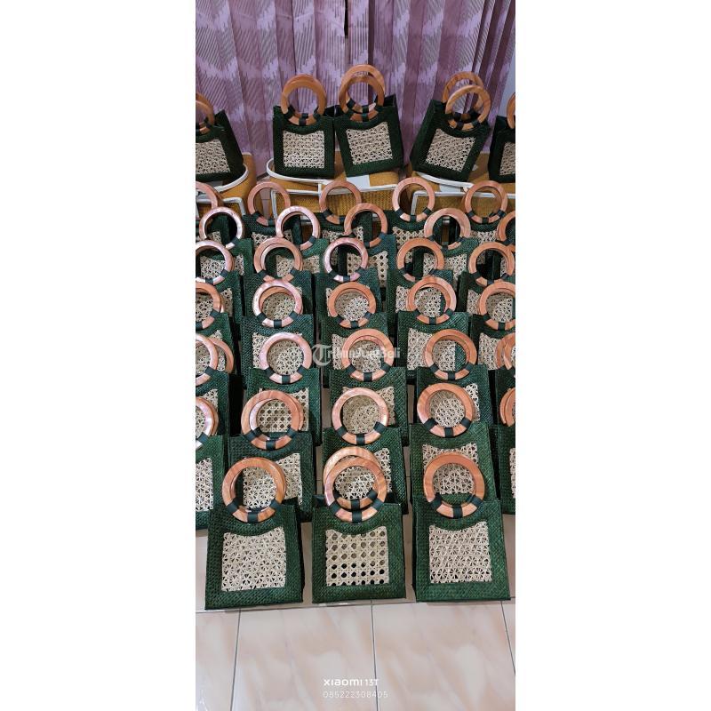Tas Bambu Pandan Tas Wadah Kue - Tasikmalaya