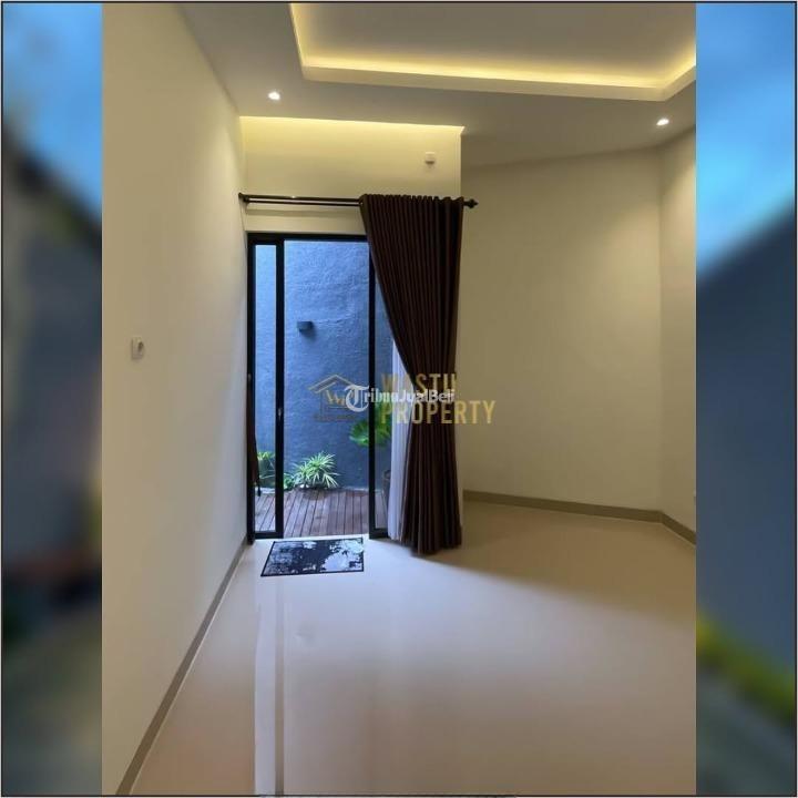 Dijual Rumah 2 Lantai Elegan Dekat Kampus UII Tipe 95 3KT 2KM - Sleman