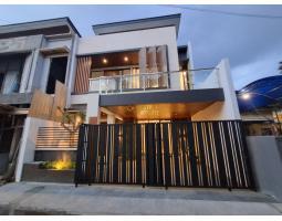 Dijual Rumah Dekat Monjali Tipe 180 5KT 5KM 2 Lantai - Sleman 