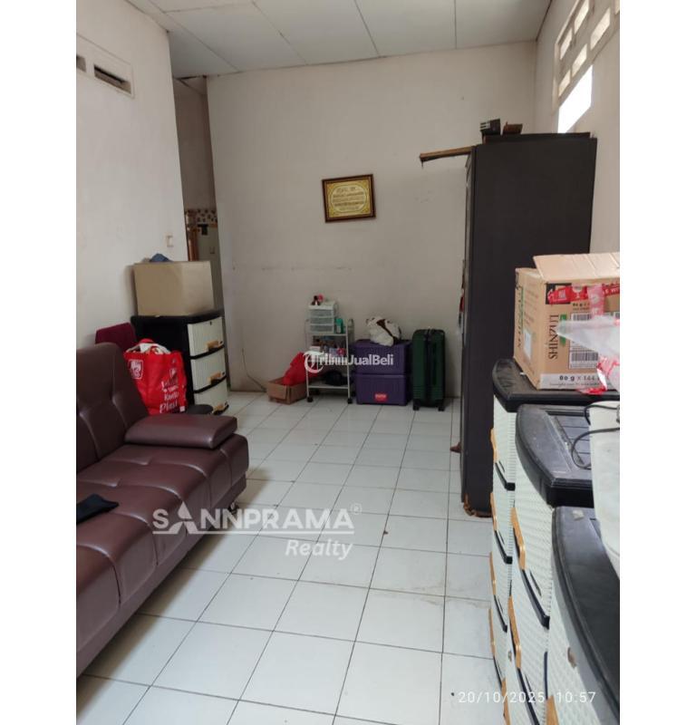 Dijual Rumah Kost, LT. 1332, LB. 100m2, SHM, 3KT, 2KM, Dekat Kampus UI - Depok