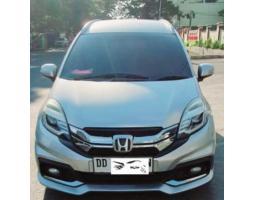 Mobil Honda Mobilio RS 2014 Bekas - Makassar