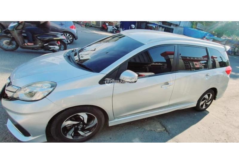 Mobil Honda Mobilio RS 2014 Bekas - Makassar