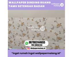 Wallpaper Ruang Tamu Setengah Badan - Malang 