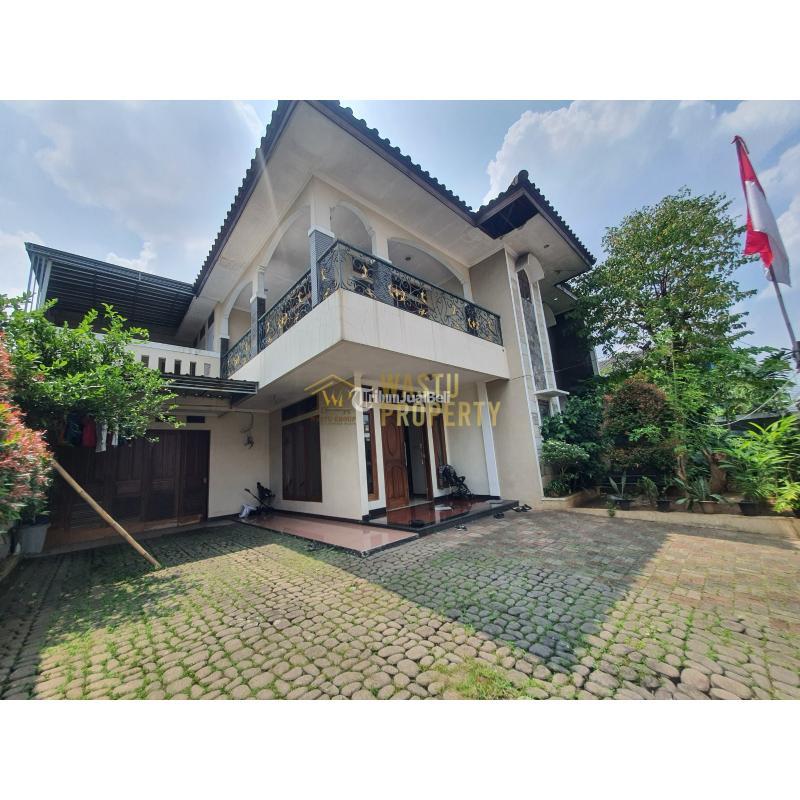 Dijual Rumah Hook Tanah Luas Di Lenteng Agung Dekat Kampus - Jakarta Selatan
