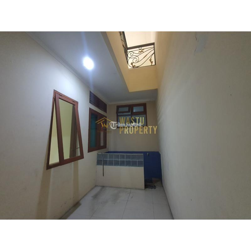 Dijual Rumah Hook Tanah Luas Di Lenteng Agung Dekat Kampus - Jakarta Selatan