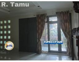 Dijual Rumah Cantik 2 Lantai Di Harapan Indah Raya - Bekasi