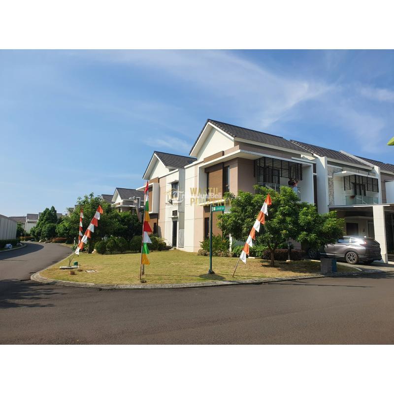 Dijual Rumah Hook, 2 Lantai, Lt. 193m2, Lb. 118m2, Shm, Material Bata Merah, Tanah Luas, Harga Murah, Di Summarecon - Bekasi