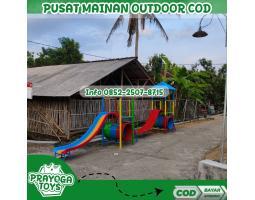  Ayunan Besi Holo Dan Jungkat Jungkit Kec Susut - Bangli