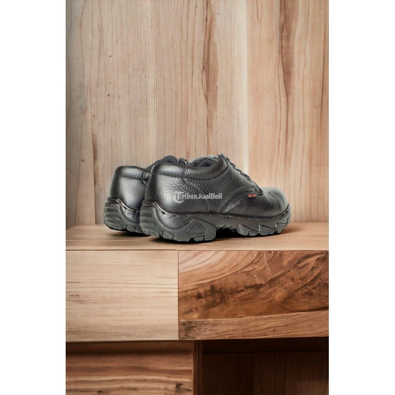 Tempat Sepatu Septi - Cilegon