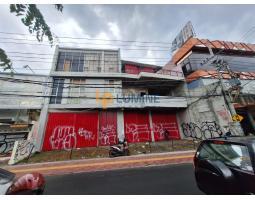 Dijual Ruko Besar, 3 Lantai, Luas Bangunan 520m2, Shm, Lokasi Strategis, 4 Menit Dari UGM Pintu Timur, Sleman - Yogyakarta