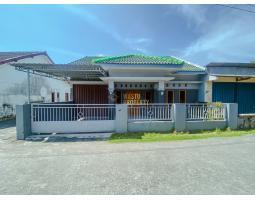 Jual Rumah Second Luas 141 m2 Cuma 1 Menit Dari Proliman Bogem - Sleman