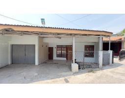 Dijual Rumah 2 Lantai, LT. 324m2, LB. 490m2, SHM, Dekat Borma Cinunuk, Bebas Banjir, di Cinunuk, Cileunyi-  Bandung