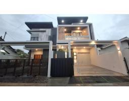 Dijual Rumah Mewah Modern, Lt. 150m2, Lb. 205m2, Shm, Dekat Jalan Kaliurang Km 8, Siap Huni, Lokasi Premium, Sleman - Yogyakarta
