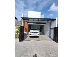 Dijual Rumah Mewah Konsep Villa, Free Furnished Di Ngaglik - Sleman