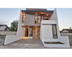 Dijual Rumah Modern 2 Lantai Dekat UII Jogja, Dalam Cluster Nyaman - Sleman
