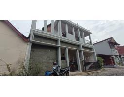 Dijual Rumah 2 Lantai, LT. 109m2, LB. 180m2, SHM, Hadap Barat, Gentan, Baki - Sukoharjo