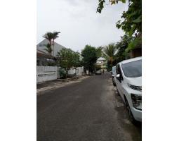 Dijual Rumah Murah 2 Lantai SHM Cash Only di Taman Kebon Jeruk Intercon - Jakarta Barat