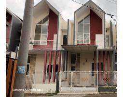 Dijual Rumah Hunian Minimalis 2 Lantai Siap Huni Dekat Bandara Abd Saleh - Malang