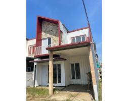 Dijual Rumah Hunian Minimalis 2 Lantai Siap Huni Dekat Bandara Abd Saleh - Malang