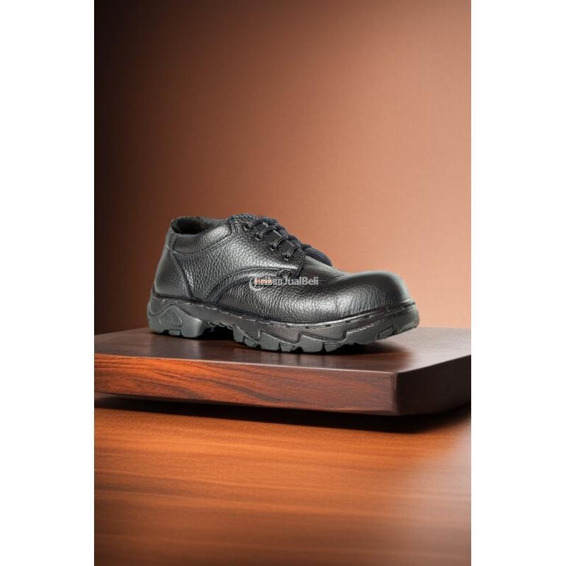 Sepatu Septi Pendek - Bontang