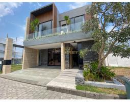 Jual Rumah Mewah Eksklusif Tipe 146 Di Mlati Dekat Sleman City Hall - Sleman