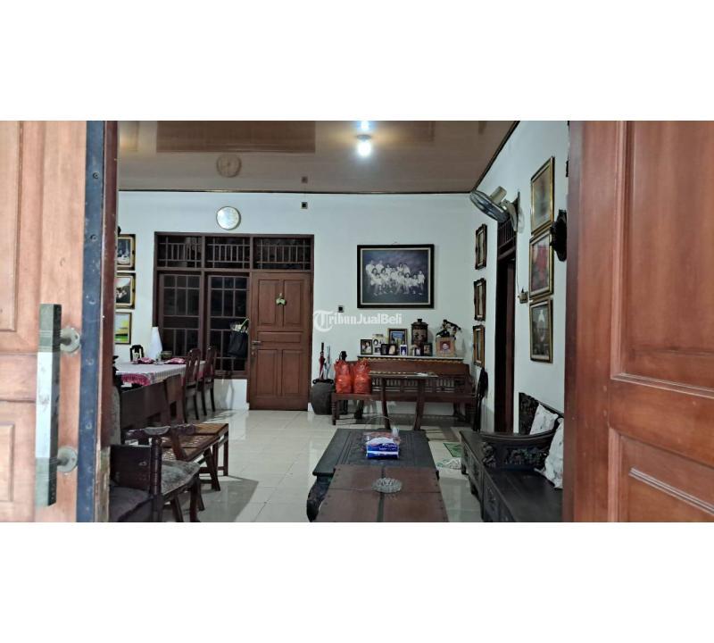 Dijual Rumah 2 Lantai Luas 206 m2 Murah di Manahan Banjarsari - Solo